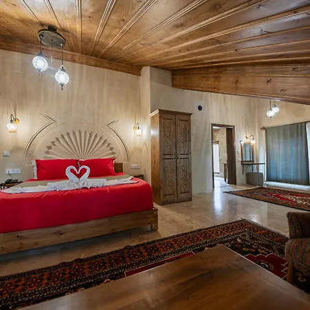 Remus Romulus Cappadocia ウチヒサール