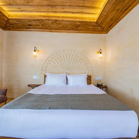 Remus Romulus Cappadocia * ウチヒサール