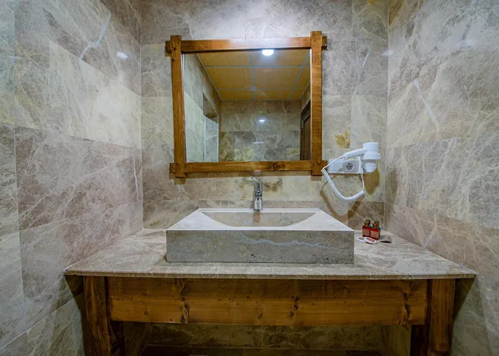 Remus Romulus Cappadocia Учисар